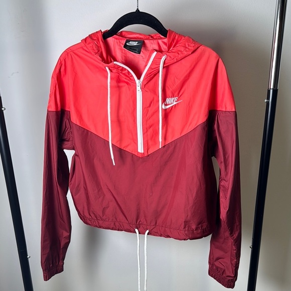 Nike Sportwear Windrunner Cropped Lightweight Color Block Hooded Windebreaker SM - Picture 2 of 7